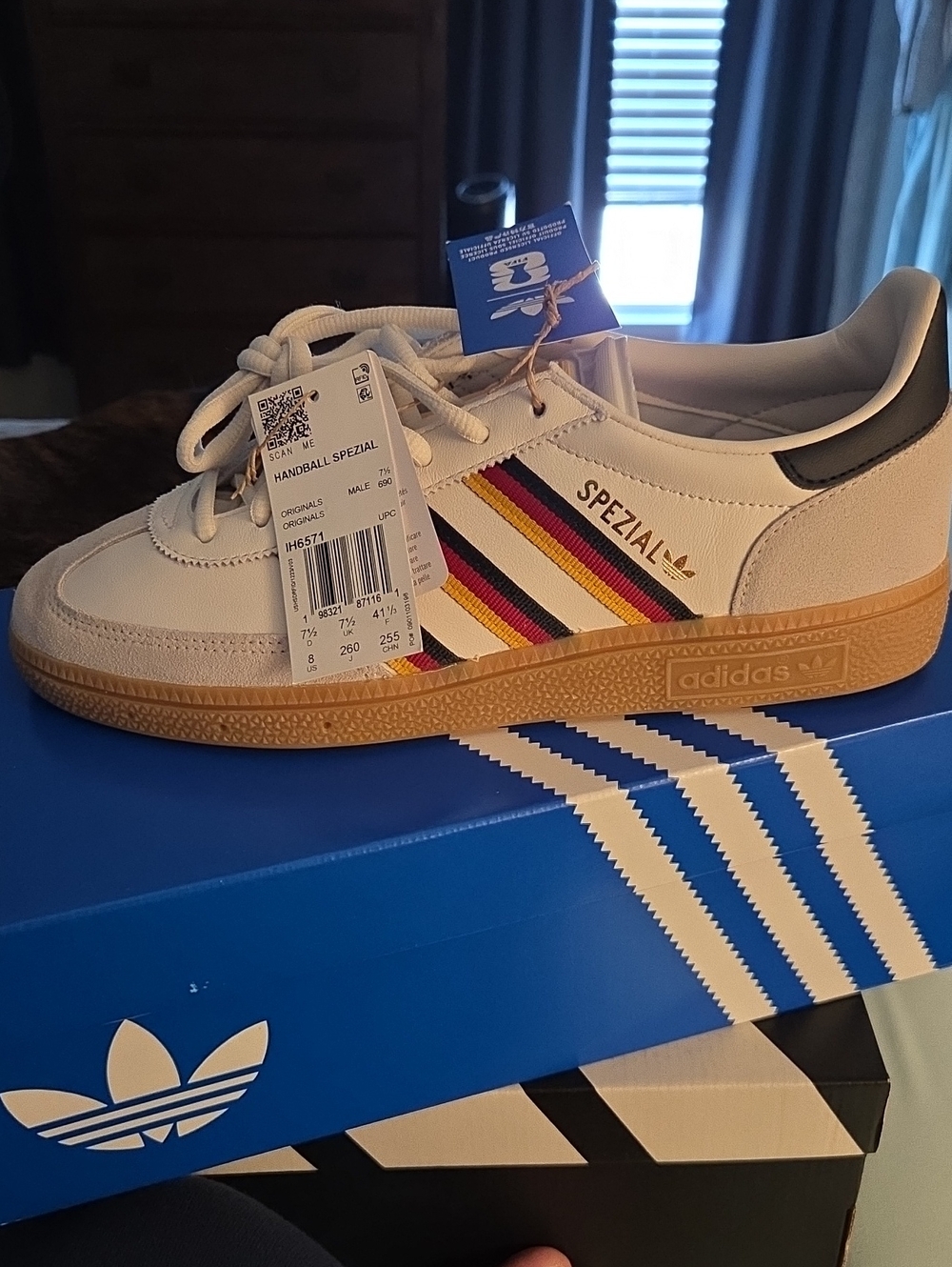 New adidas Originals Handball Spezial Men’s White Gum with Multicolor Stripes